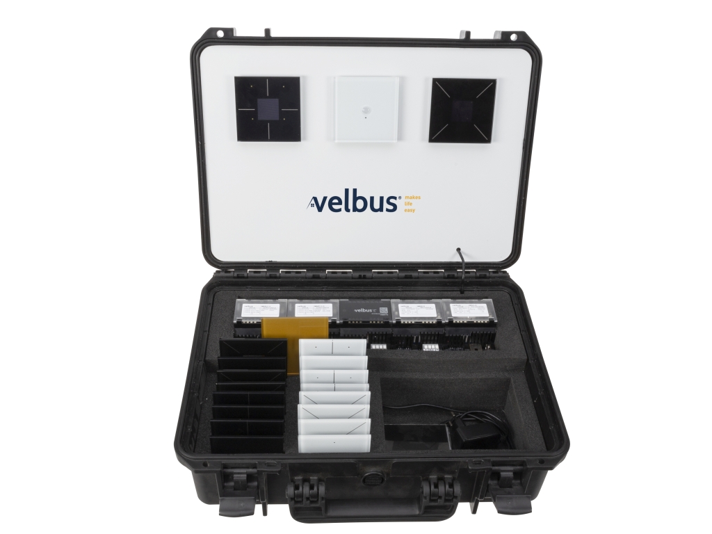 [VMBDEMOCASE-20] VELBUS DEMO CASE (EDITION 2025)